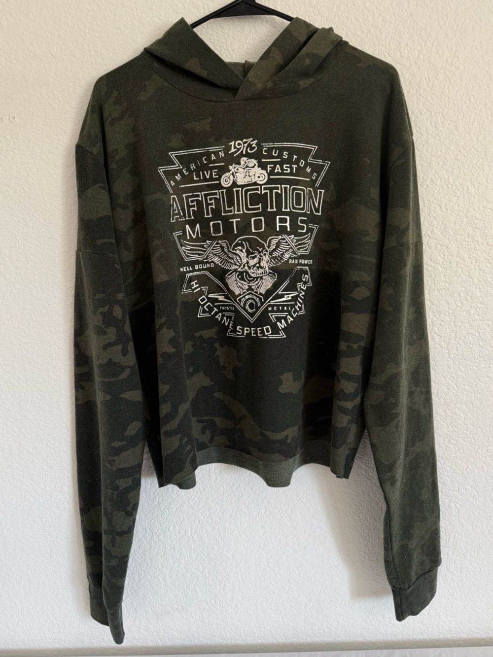 Affliction Motors Camo Cropped Hoodie | Size L